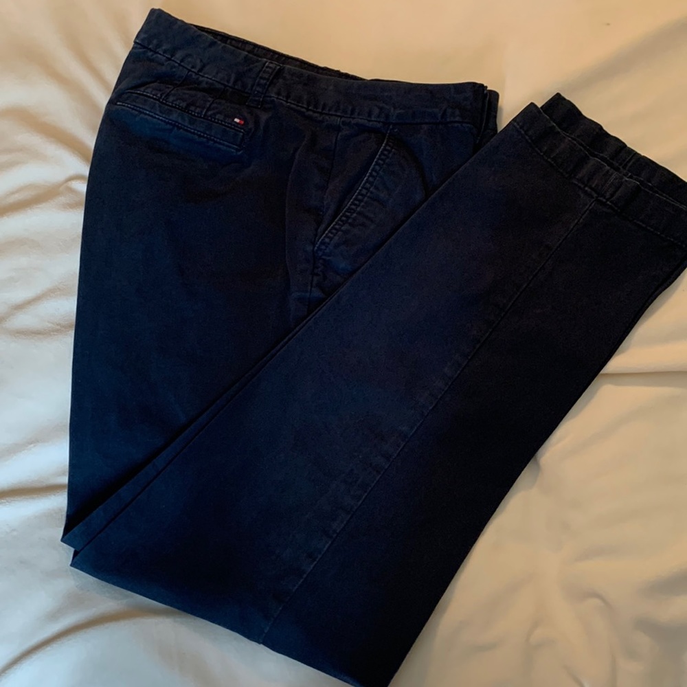 Navy Tommy Hilfiger chinos
